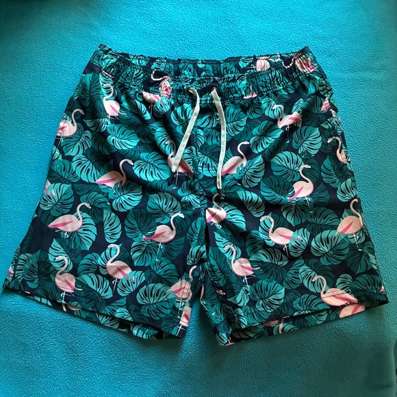 NEW Member's Mark Men's Resort Swim Trunk -pink flamingo & tropical leaf pattern - Picture 1 of 4